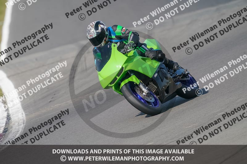 donington no limits trackday;donington park photographs;donington trackday photographs;no limits trackdays;peter wileman photography;trackday digital images;trackday photos